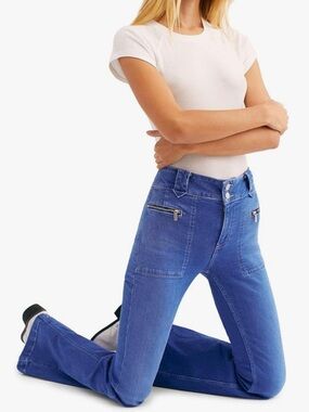 We The Free Layla Flare Leg Jeans Size 28